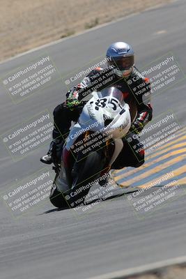 media/Apr-09-2023-SoCal Trackdays (Sun) [[333f347954]]/Turn 10 (115pm)/